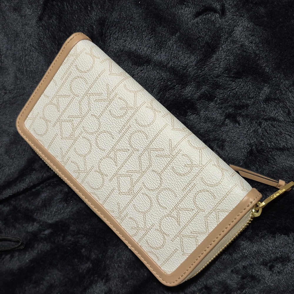 Calvin Klien White And Tan Clutch - Picture 3 of 4